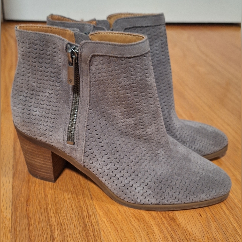 💎 NWOB Lucky Brand Leather Textured Gray Ankle Boots | Size 7.5